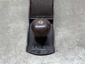 Two hand planes, including Bailey No.5 - 3