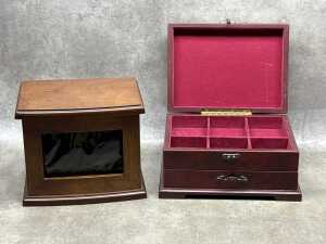 Seven assorted boxes, - 2