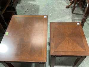Nest of two mahogany side tables - 2