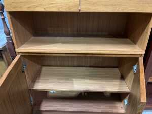 Mid-century teak display cabinet - 5