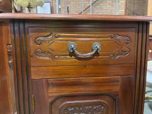 Carved bedside cupboard - 4