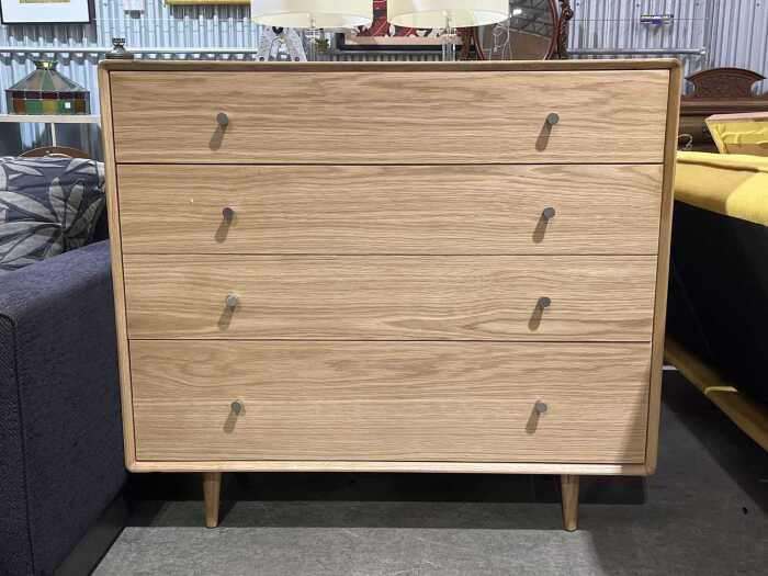 Modern chest of four drawers