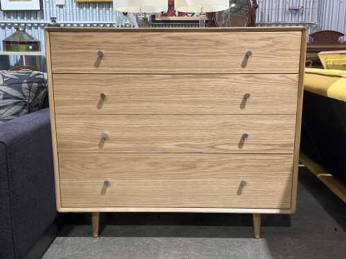 Modern chest of four drawers