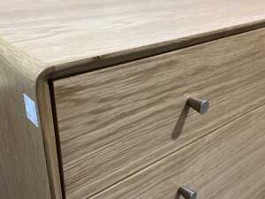 Modern chest of four drawers - 4