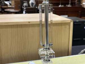 Pair of modern Perspex table lamps with white shades - 4
