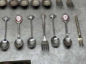 Australian pennies and assorted souvenir cutlery - 5