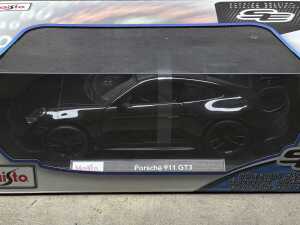 Four Maisto special edition 1:18 scale die-cast - 3