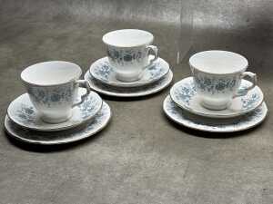 Colclough porcelain tea setting for six - 3