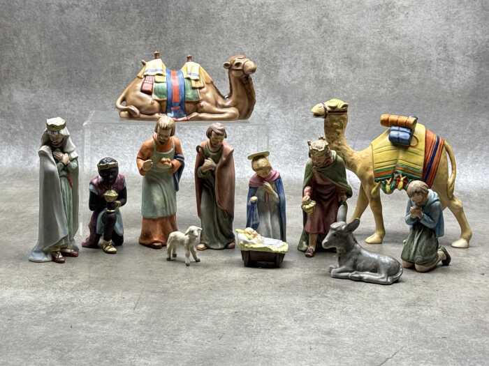 Goebel ceramic nativity scene figures