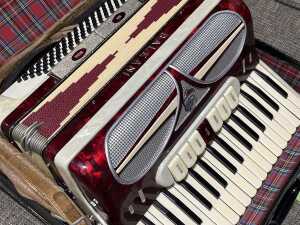 Baleani Castelfidardo Italian piano accordion - 2