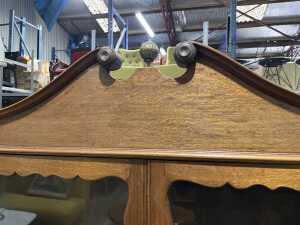 Queen Anne display cabinet - 2