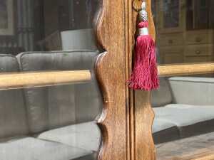 Queen Anne display cabinet - 6