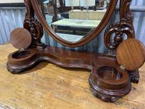 Victorian-style mahogany shaving mirror - 2