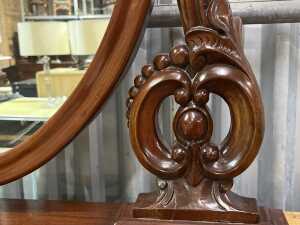 Victorian-style mahogany shaving mirror - 3