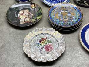 Ceramics and porcelain including English - 4
