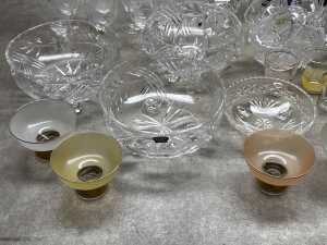 Crystal and glassware, including Bohemian and coloured glassware - 4
