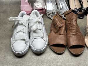 Eight pairs of ladies casual and evening shoes - 5