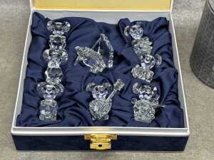 Crystal and glass figures and bottles, including Swarovski - 2