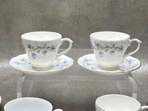 10 porcelain duos, including one large tennis set, sugar bowl and creamer, including Royal Vale - 2