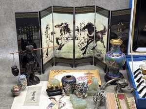 Oriental decorative items including carved green stone elephants, cloisonne vases, - 2