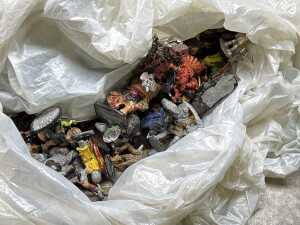 Warhammer figurines and hobbyist figure-making tools in timber box. - 4