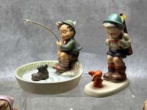 Five Goebel Hummel porcelain figures - 2