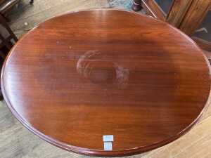 Early 19th century European mahogany oval centre table - 2