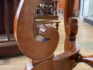 Early 19th century European mahogany oval centre table - 5