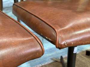 Three mid-century kitchen chairs - 5