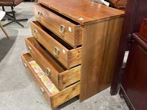 Meyer-Douglas Myrtle four-drawer chest - 3