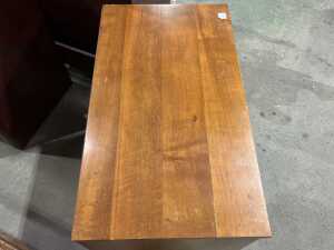 Meyer-Douglas Myrtle four-drawer chest - 4