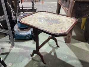 Metamorphic tapestry fire screen table - 3