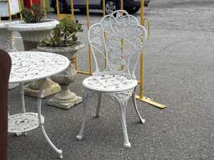 Three piece outdoor setting - 4