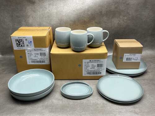 50 · Group of Le Creuset dinnerware