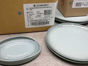 Group of Le Creuset dinnerware - 2