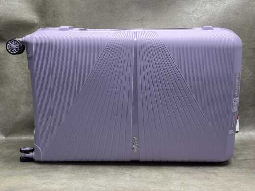 American Tourister Airconic suitcase 77L