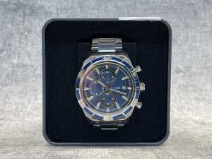 Chisel wristwatch