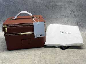 Etoile toiletries bag