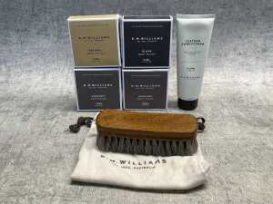 R.M. Williams polishing kit
