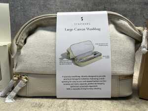 Group of homewares - 3