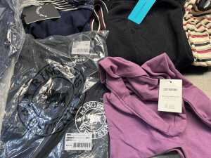Group of Women's clothing size XS - 4