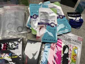Group of beauty products - 4