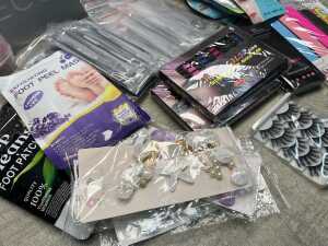 Group of beauty products - 5