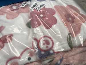Two kids bedding products - 3
