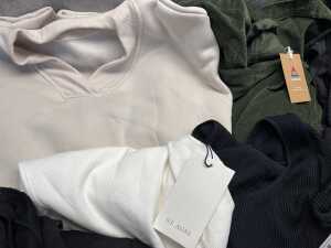 Group of Women's clothing size M - 5
