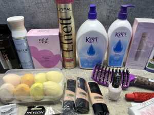 Group of beauty products - 3