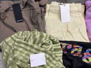 Group of Women's clothing size L - 2