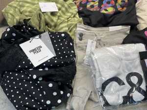 Group of Women's clothing size L - 5