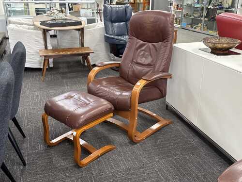 6 · Moran leather manual recliner with matching ottoman