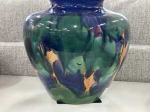Garielle Wallington pottery vase - 2